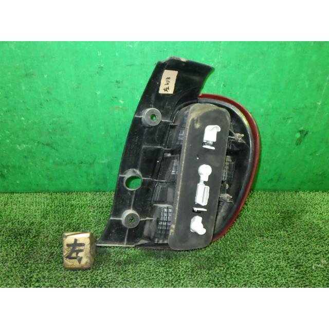 マーチ DBA-K13 左テールランプ K23 イチコ T001 26555-1HM0C 中古 | マーチ | 01
