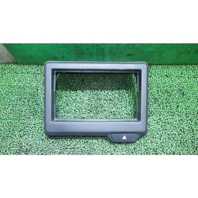 N-BOX N−BOX 6BA-JF3 オーディオパネル 77251-TKR-003ZB 中古