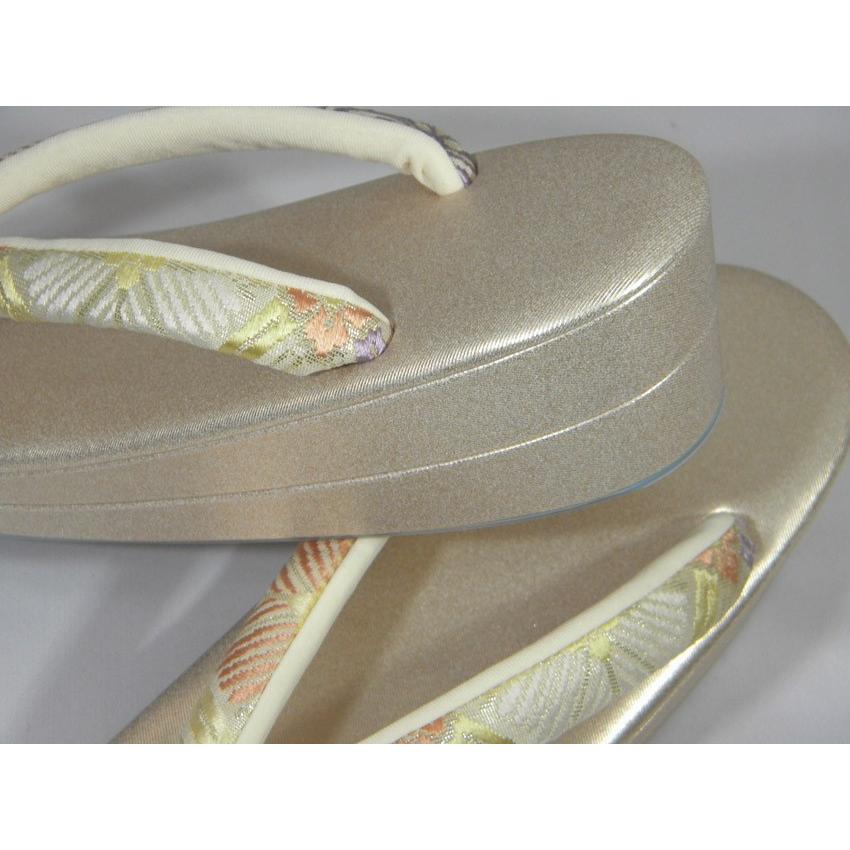 和装　バック　草履　セット　新品　未使用品　菱文　訪問着 草履バッグセット 振袖 訪問着 留袖用 正絹帯地金地菱文 Lサイズ