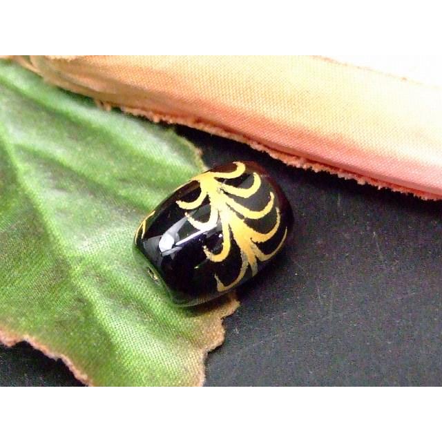 天然石 パワーストーン 66894 オニキス 朱雀彫り金彫り11mm×15mm 1粒