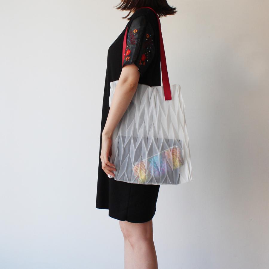 zero：Pleats bag L（ヘリンボーン）プリーツ・バッグ L：ショルダーバッグ 軽い 透ける 透明感 UDZERO025