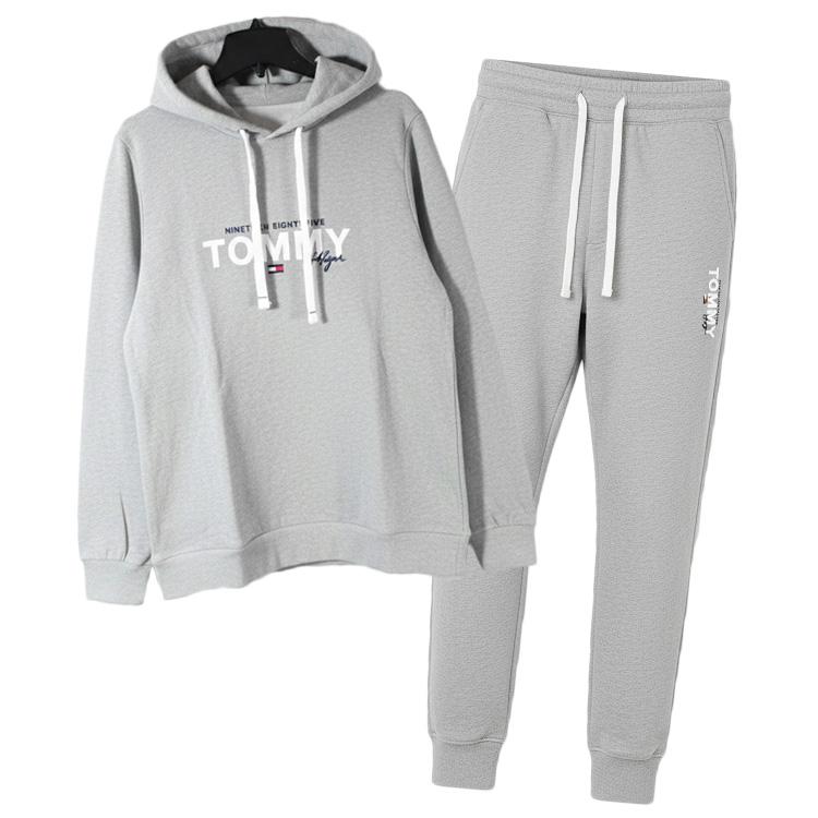 TOMMY HILFIGER（トミー・ヒルフィガー） セットアップ スウェット