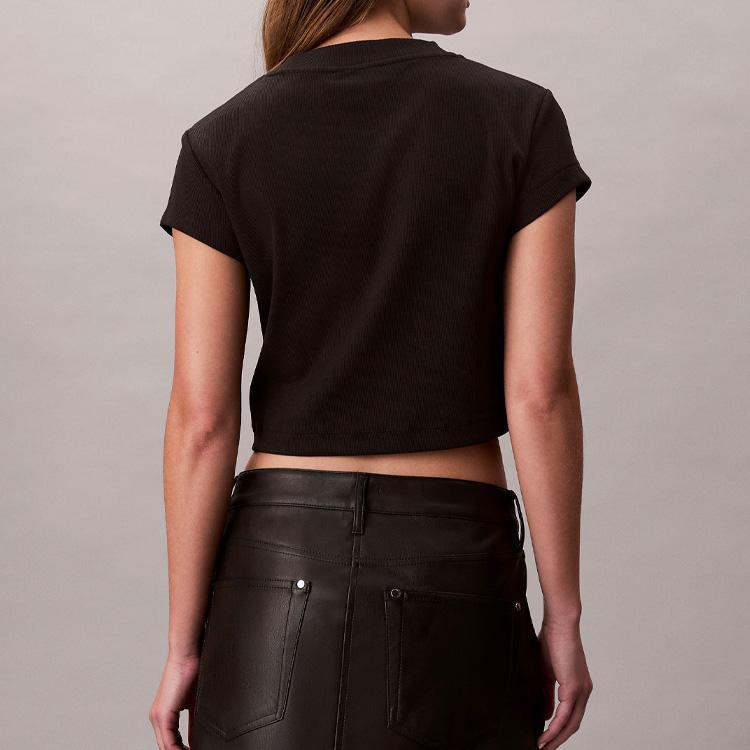 Calvin Klein（カルバン・クライン） クロップ Tシャツ ショート丈
