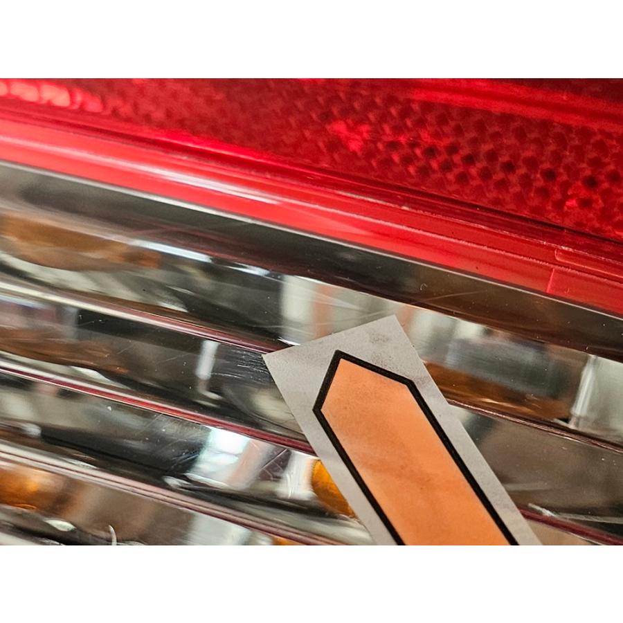 オデッセイ（ODYSSEY） 【中古品】ホンダ純正 RB1 テールランプ 右