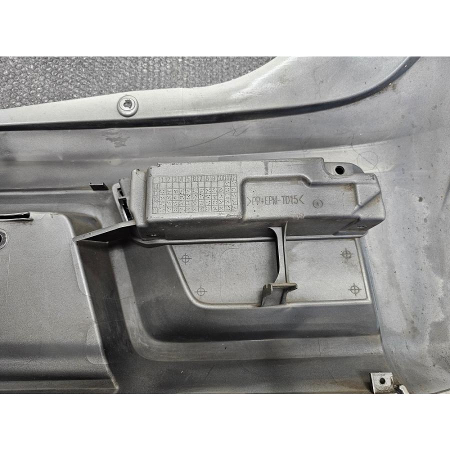 アルト 【中古品】スズキ純正 アルト リヤバンパー シルバー 現品品番
