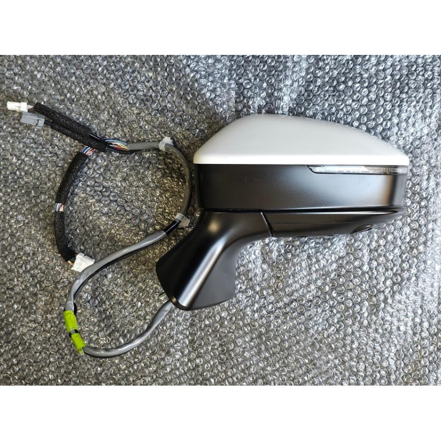 coron商品　売約済み　購入不可 クラウン 【中古品】トヨタ純正 30系 ドアミラー 左 品番： 87940