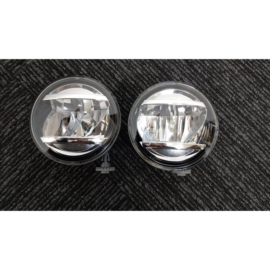 ダイハツ純正　75系　フォグランプ　左右　未使用品 ダイハツ（DAIHATSU） 【中古品】ダイハツ純正 ムーヴキャンバス