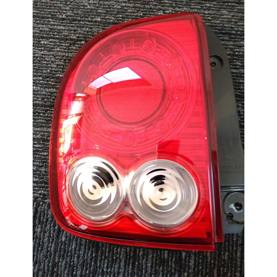 アルトラパン he22s 純正加工品　テールランプ ラパン 【中古品】スズキ純正 アルトラパン HE22S テールランプ左