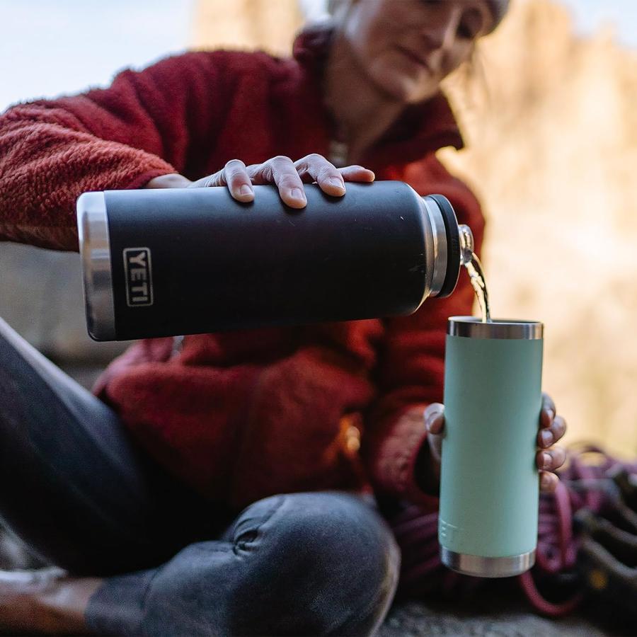 【並行輸入品】YETI ランブラー 46オンスボトル ウェットランドブラウン ステンレススチール 真空断熱 チャグキャップ付き (1.3L)_6