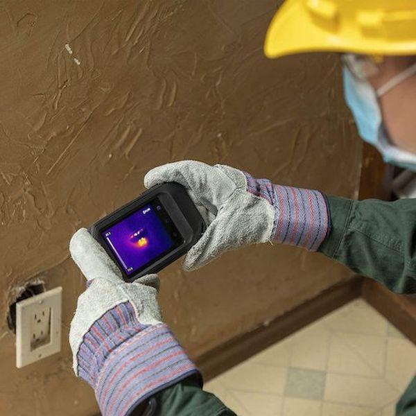 【メーカー在庫あり】 89401-0202 894010202 フリアーシステムズジャパン(株) FLIR コンパクトサーモグラフィカメラ C5(Wi-Fi機能付) HD店の画像