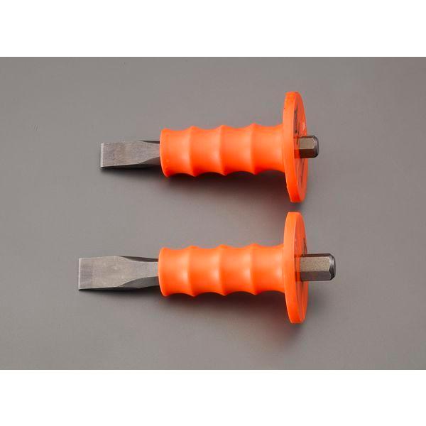 古いペンキ塗りの鉄製手押し三輪車 / 昭和時代