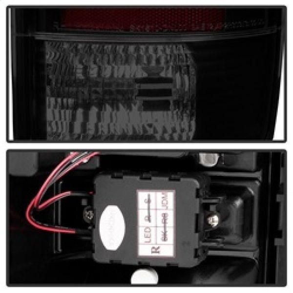 【USA在庫あり】 spy5078001 Spyder シボレー Suburban/Tahoe 1500/2500 00年-06年 LED テールライト ブラック スモーク ALT-YD-CD00-LED-BSM SP店の画像