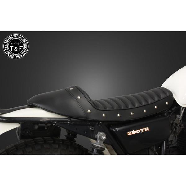 8042114 ガレージT&F スタッド付きカフェシート タックロール カワサキ