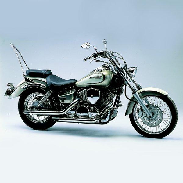 HURRICANE(ハリケーン) ドラッグマフラー スラッシュカット タイプⅢ マグナ250/S | 中古品 | アップガレージ ライダース埼玉上尾店 | バイク用品 マフラー フルエキゾースト(二輪)を通販で購入する | 中古カー＆バイク用品の販売ならアップガレージ HE1281S ハリケーンドラッグマフラー スラッシュカットＴＹＰＥI ドラ...