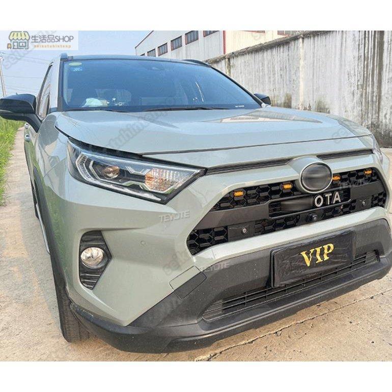 在庫処分セール トヨタ RAV4 GRILLE フロントグリル 4連 LED グリルマーカー グリルバッジ付き 外装 カスタム パーツ フロントグリル ガーニッシュ