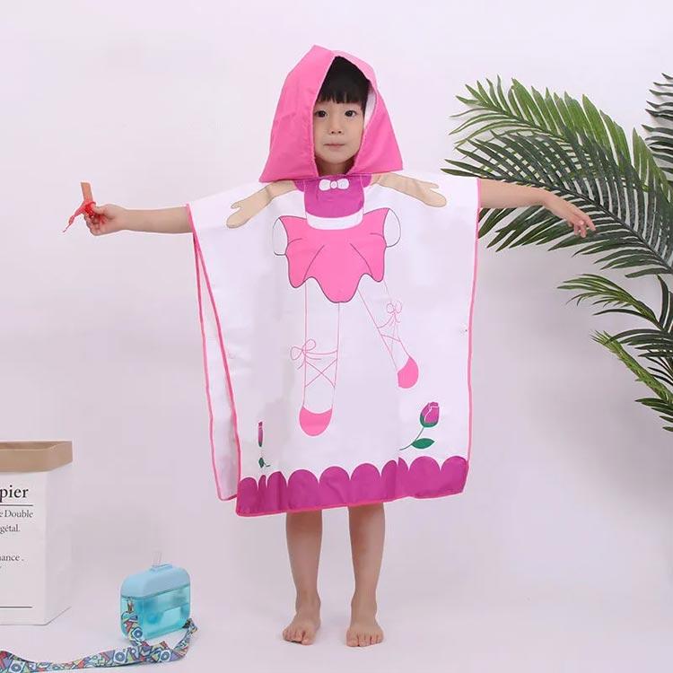 NEW売り切れる前に☆ キッズバスローブ お風呂 マント 両脇スナップボタン ふわふわ 吸水 ポンチョタオル スイミング 湯上り 女の子 男の子 可愛い フード付き 海水浴 パジャマ、バスローブ 65*65cm バスタオル 60*60cm 送料無料 子供用 送料無料 アニマル柄 耳付きフード 星柄 吸水 フード付き 女の子 プール マント お風呂 両脇スナップボタン 男の子 海水浴 キッズ ビーチ 水泳 着替え 湯上り 可愛い かわいい ポンチョ風バスローブ