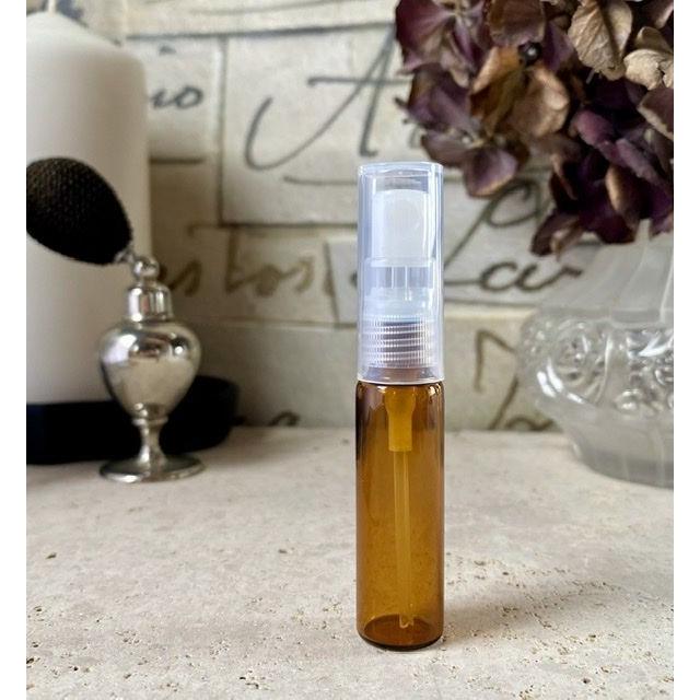 5ml 遮光瓶 アトマイザー 日本製 香水 アロマ 詰め替え プラスチック 