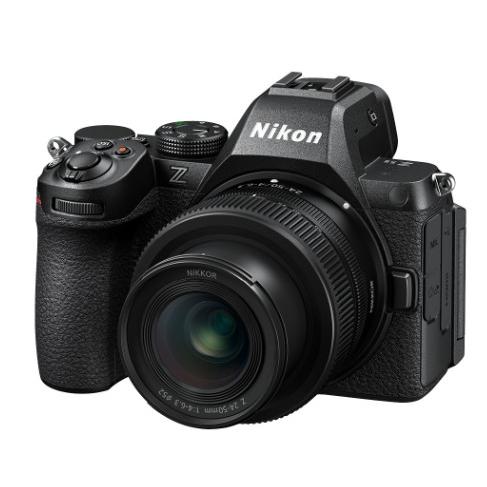 ニコン（Nikon） 【送料無料】Nikon ミラーレスカメラ Z5II 24-50