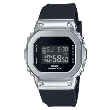 G-SHOCK 【送料無料】CASIO・カシオ GM-S5600U-1JF 人気の5600シリーズ