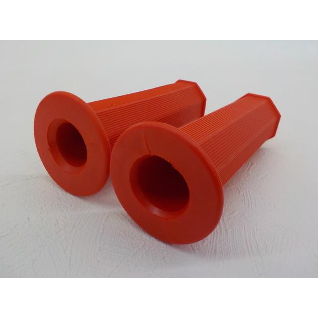 （ｋｓ）★☆バイク用汎用八角グリップ（旧車22パイ用130ｍｍ）レッド |  | 01