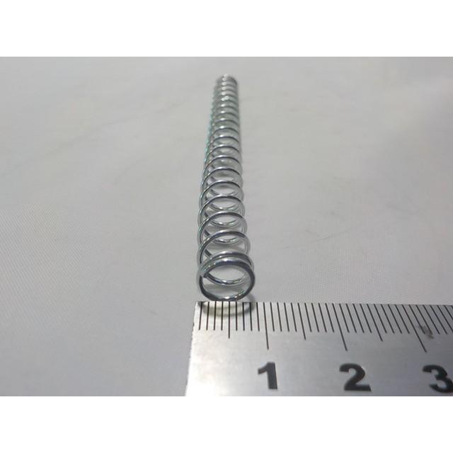 ドラムブレーキロッドスプリング（リアブレーキ） |  | 01