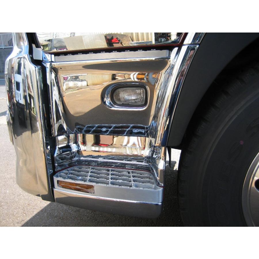 ジェットイノウエ UD クオン用 メッキステップアッパーカバー（社外