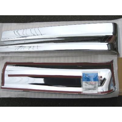 日野 レンジャープロ／17レンジャー用 メッキフェンダーアッパーパネル