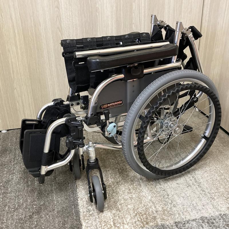 中古松永製作所自走型超軽量車椅子（アルミ製） 中古松永製作所自走型超軽量車椅子（アルミ製）