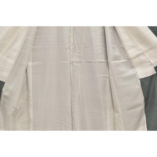 リサイクル着物 紬 中古 十日町紬 緑 正絹 躾付 深川鼠色 美品