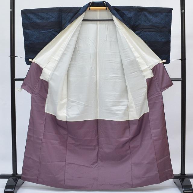 紬☆単衣☆麻の葉☆正絹☆美品☆仕立て上がり リサイクル着物 紬 中古 正絹 仕立て上がり つむぎ 紺色系 麻の葉文様
