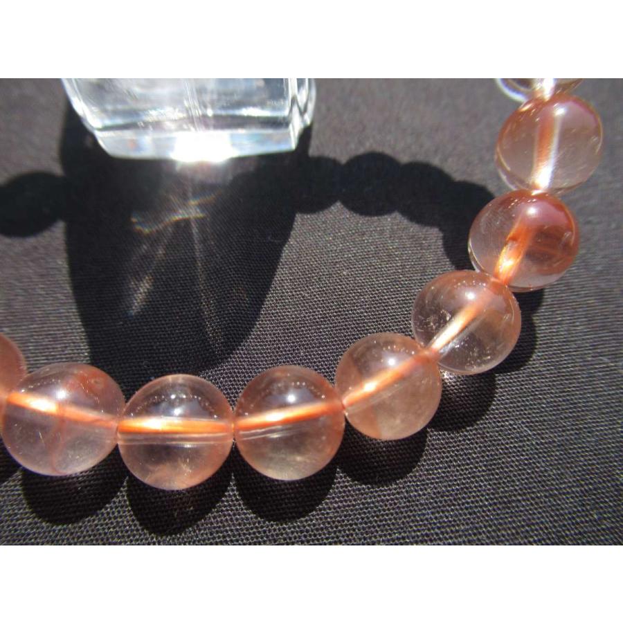 ミルキーレッドラビットヘアールチルクォーツ ブレスレット（透明