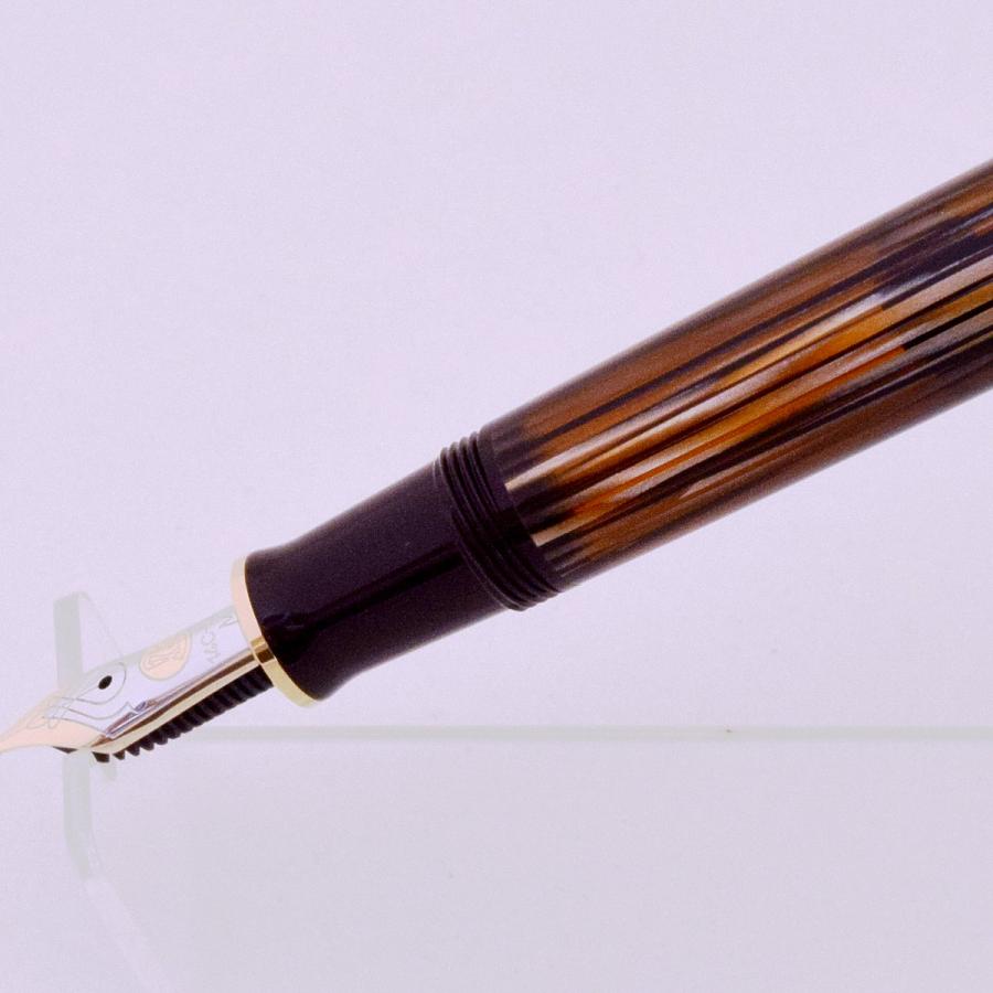 Pelikan M400 brown-stripes EF-nib 茶縞　極細字 Pelikan M400 Fountain Pen – Green Stripe – The Nibsmith