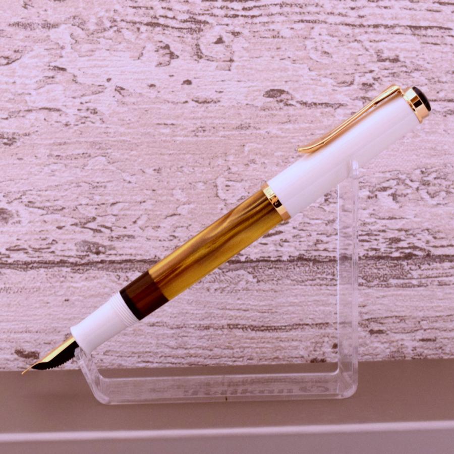 Pelikan（ペリカン） 【特別生産品】 M200 クラシック ゴールド