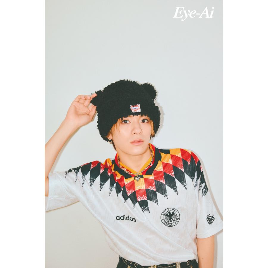 Eye-Ai＋Vol.17【表紙：松倉 海斗（Travis Japan）】(日本語訳付