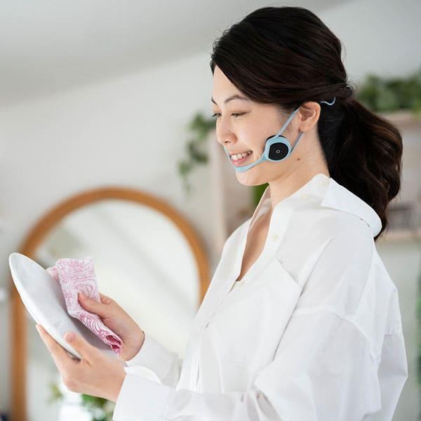 icoelle イコエル フェイシャルネックリフト 表情筋トレーニンググッズ 間々田佳子監修 表情筋 トレーニング 笑顔 顔 頬 たるみ 二重アゴ 顔 icoelle イコエル フェイシャルネックリフト 間々田佳子監修 表情筋 トレーニング 笑顔 頬 たるみ 二重アゴ