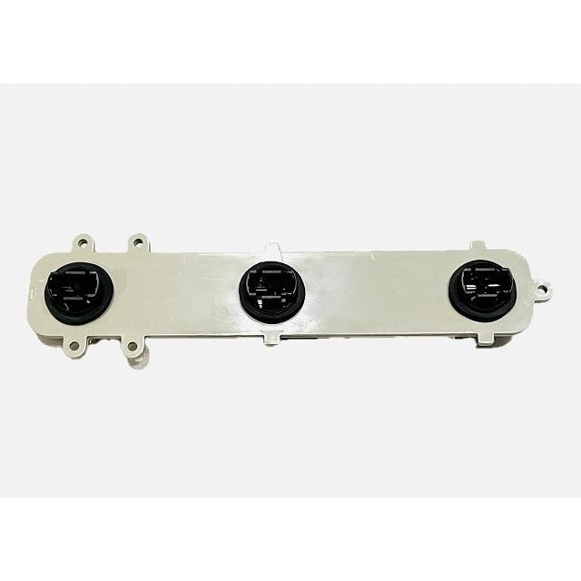 トレイルブレイザーLTZテールライト左右セット ダッジ（DODGE） 【激レア/入手困難/左右共通】02-09y トレイル