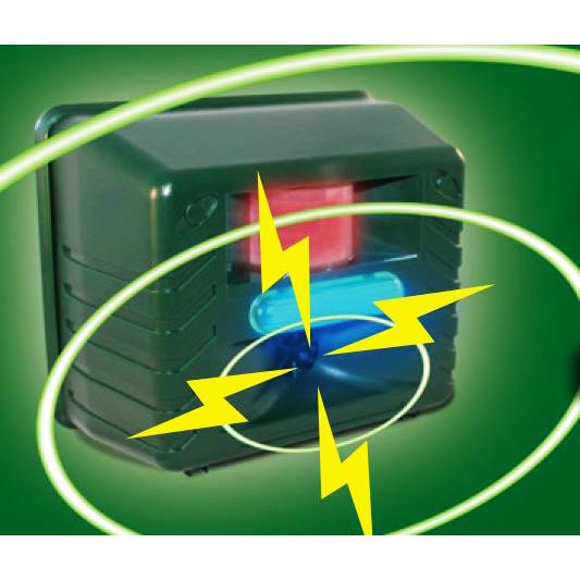 超音波などで害獣 害鳥撃退 乾電池でも使用可 防水 イタチ鳩カラス猪ハクビシン野良猫 鹿 鼠コウモリ駆除 アニマルリペラー標準タイプST628 |  | 09