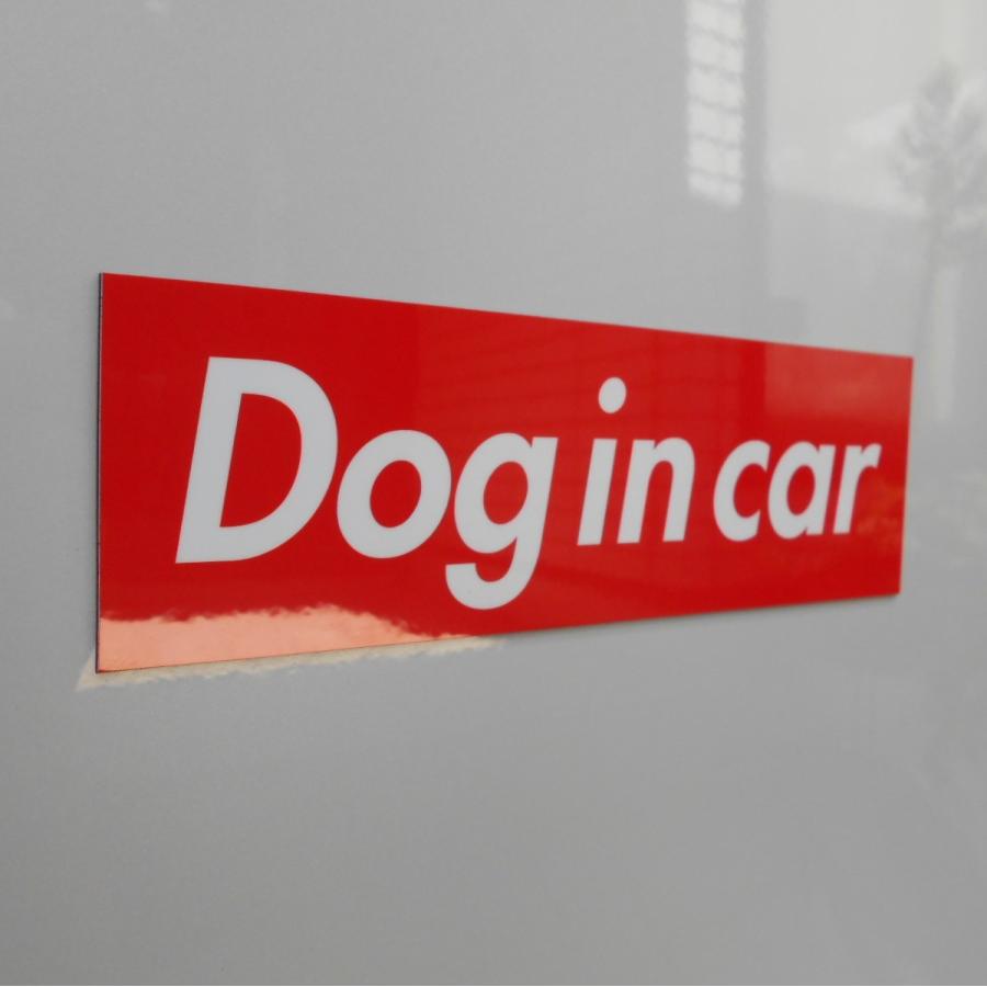 カーマグネット Dog in car 箱枠 赤 | ブランド登録なし | 01
