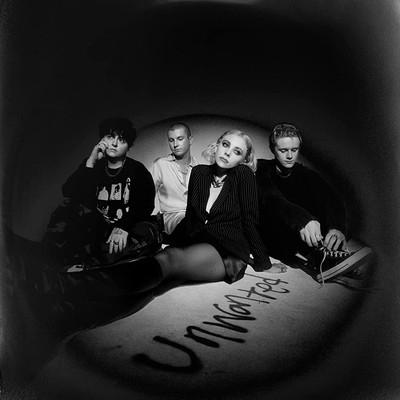 Pale Waves / Unwanted (透明ブラックヴァイナル仕様 / アナログレコード)  〔LP〕