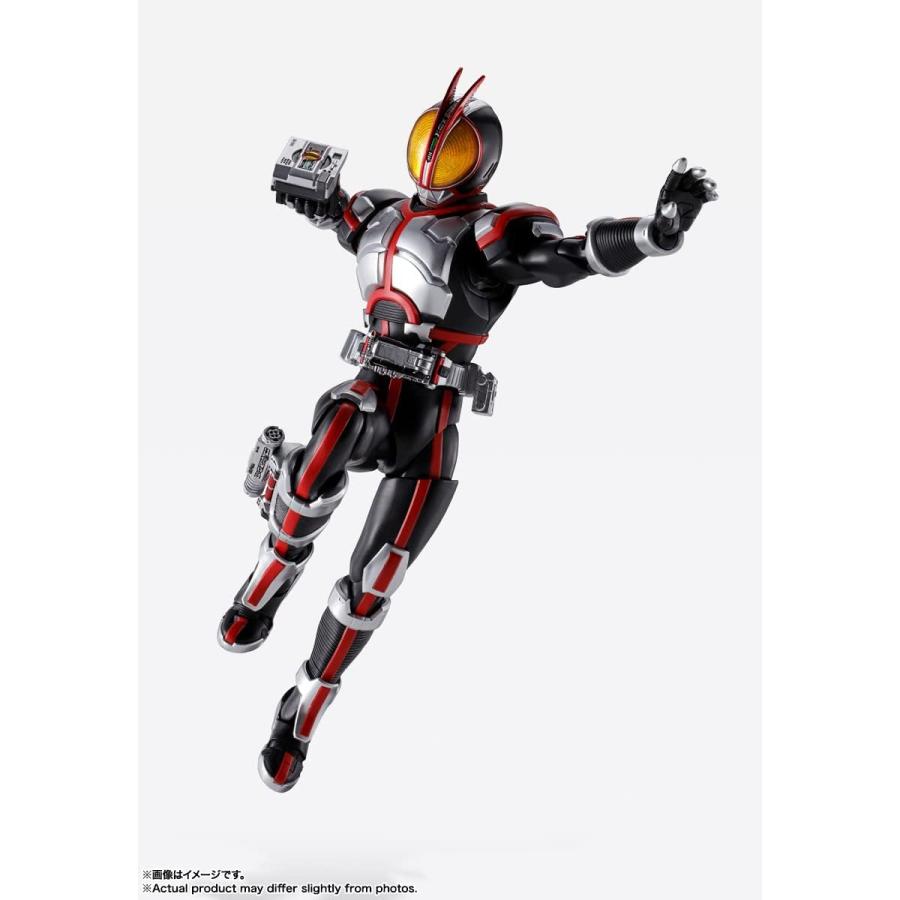 新品● S.H.フィギュアーツ 仮面ライダーバース ●新品未開封美品 バンダイ(BANDAI)|S.H.Figuarts 仮面ライダーZX|HARDOFFオフ
