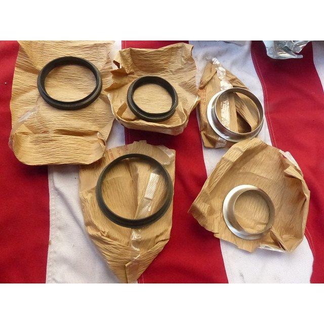 JEEP バッテリートレイ とドレンチューブ2個 M151 M151A2 ジープ