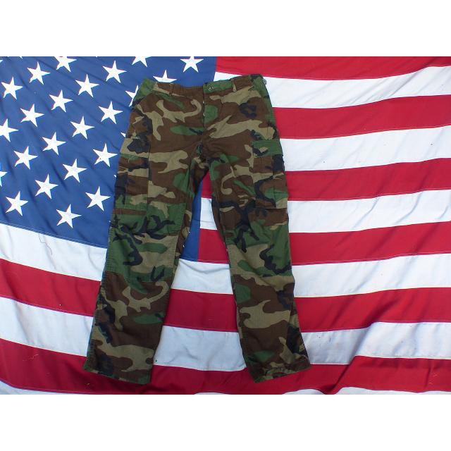 1981” 米軍実物 BDUパンツ ウッドランド M-S ノンリップ 白