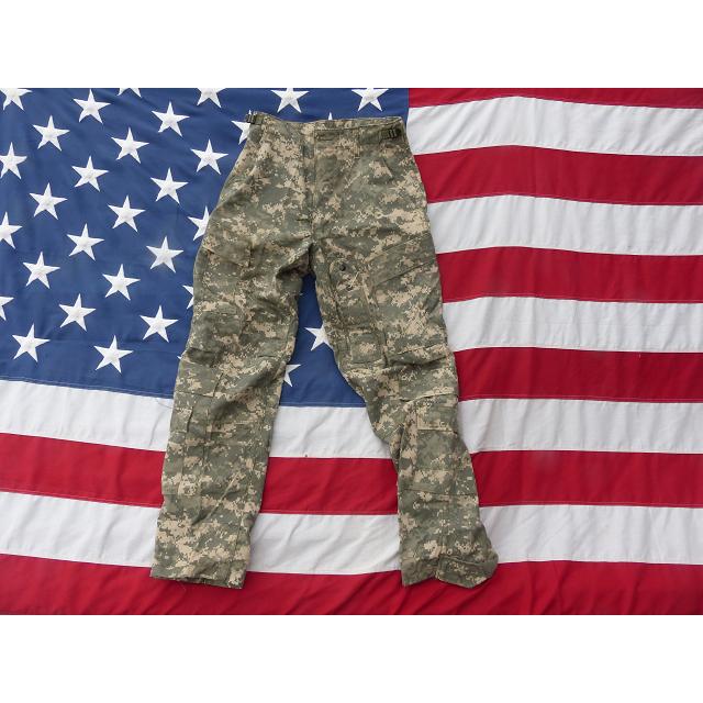 米軍実物 ACU エアクルートラウザー L-R ヘリクルー A2CU 308 米軍実物 ACU エアクルートラウザー L-R ヘリクルー A2CU 308 米