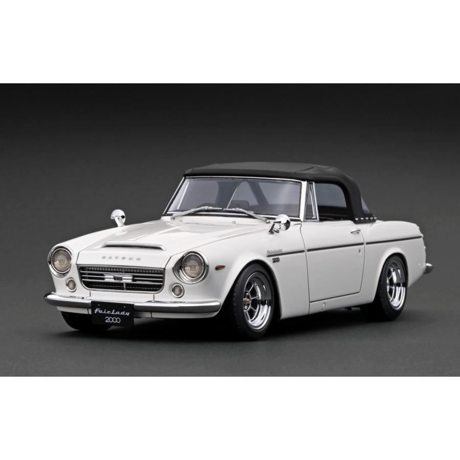ignition model（イグニッションモデル） 1/18 DATSUN Fairlady 2000