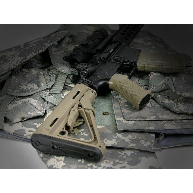 各社クレーンストックm4対応 ポリマー ライトウェイト バットストック Gen 2 Bk 軽量 頑丈 ポリマー樹脂製 本体軽量化に H2411b ホビホビ 通販 Yahoo ショッピング