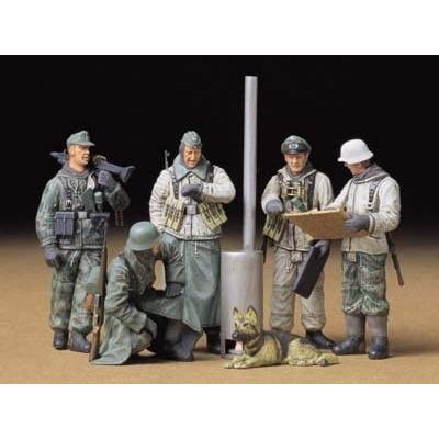 (未使用･未開封品)　タミヤ 1/35 ミリタリーミニチュアシリーズ No.212 ドイツ陸軍 歩兵 野戦会議セット プラモデル 35212 sdt40b8 タミヤ 1/35 ミリタリーミニチュア No.212 ドイツ 歩兵 野戦会議