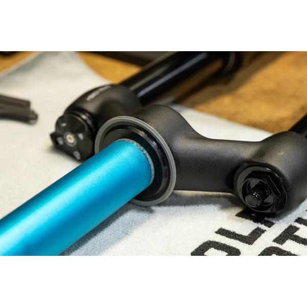 WolfTooth ウルフトゥース ADAPTER 1 1/8 STEERER TO 1/2 BEARING CUP
