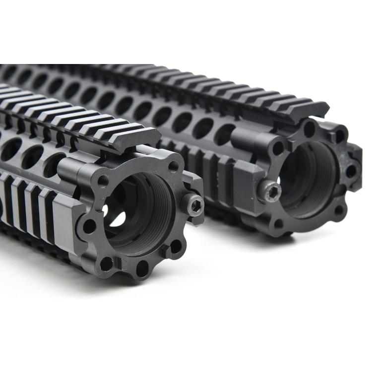 Daniel Defenseタイプ Mk18 RIS2 メタルハンドガード 12.7inch BK M4