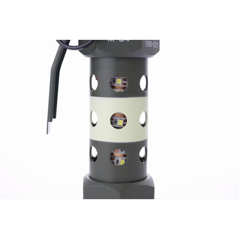 M84タイプ ストロボ発光機能付き LEDスタングレネード |  | 04