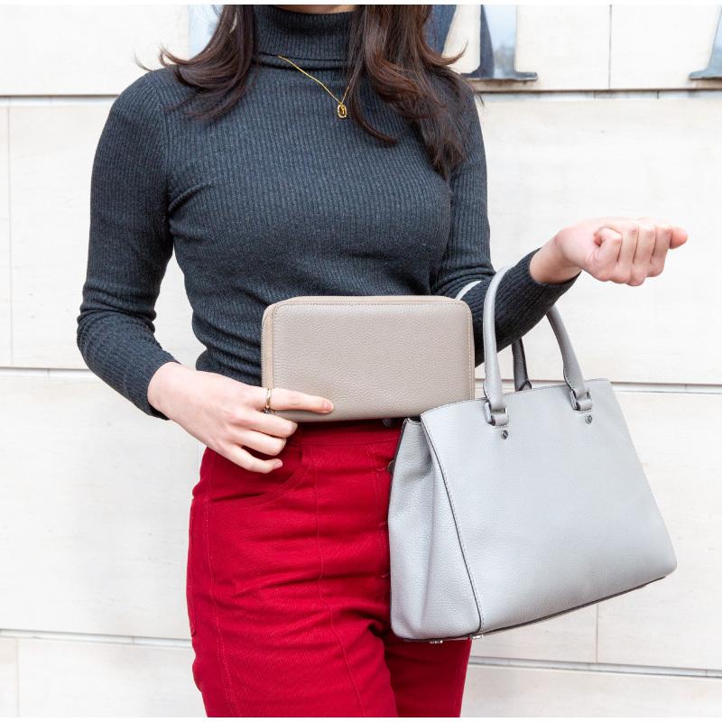 通帳ケース スキニング 磁気防止 おしゃれ 磁気 防止 シールド 防犯 安心 革 本革 銀行 スリム 印鑑 じゃばら 薄型 ベージュ レザー 大容量 | REDHiLL | 09